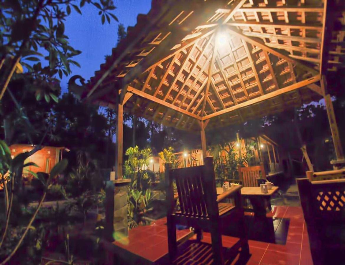 Omah Joglo Semarang Hotel ภายนอก รูปภาพ